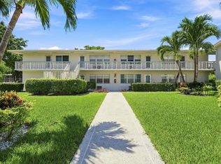 143 Cambridge Ln #F, West Palm Beach, FL 33411