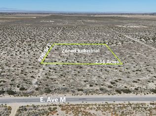 97 Ste Drt Vic Ave #L14, Palmdale, CA 93591