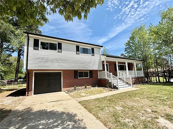 5th image of 3900 Edinburgh Dr