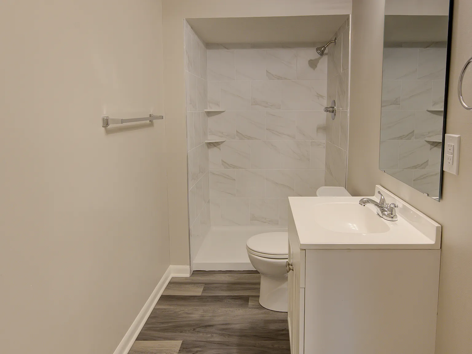 4 bed, 1700 sqft, $1,900 — Photo 3