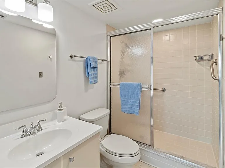 724 Bayport Way #724 — Photo 33