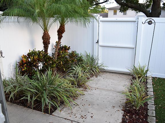 Private back yard with 6 ft vinyl fence