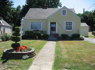 6250 NE Simpson St, Portland, OR 97218