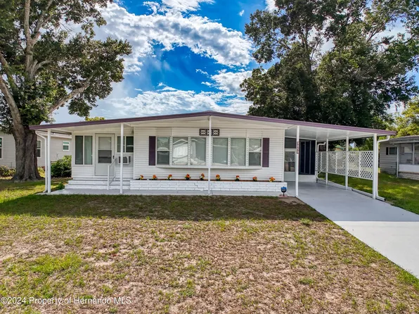9858 Scepter Ave, Brooksville, FL 34613