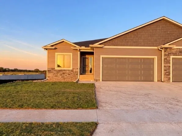 3193 Adele Dr, Columbus, NE 68601