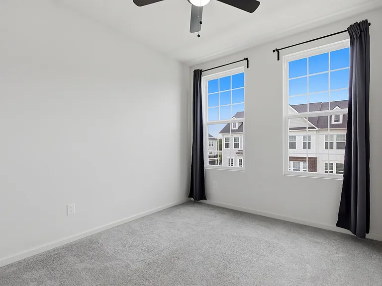 14565 Pomona Ln — Photo 46