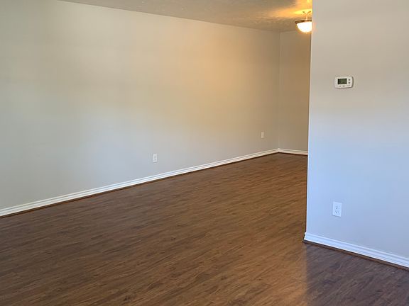 5th image of 2719 Avenue H APT 7