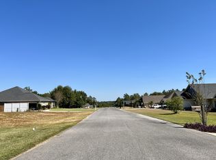 Willow Dr, Crestview, FL 32539