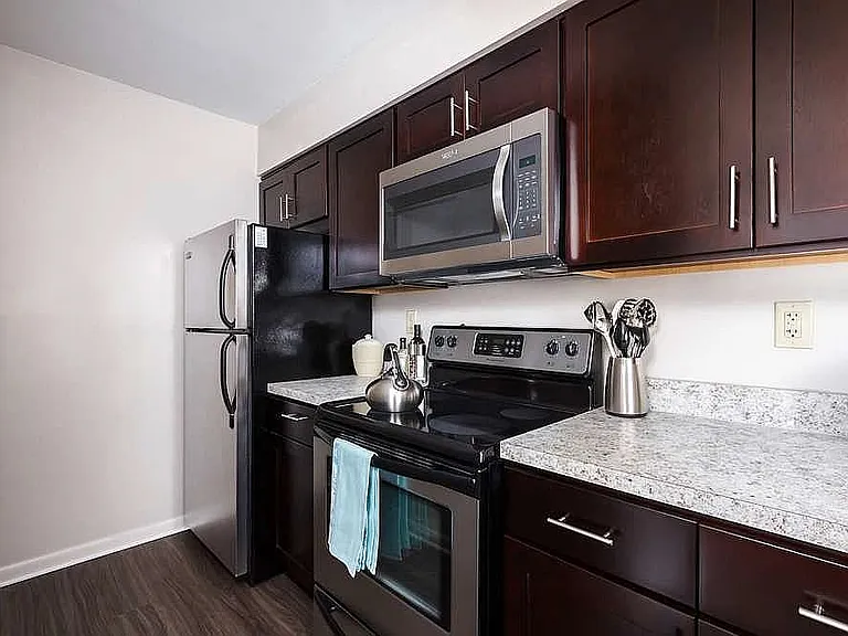 Mulberry Station Apartments — Photo 19
