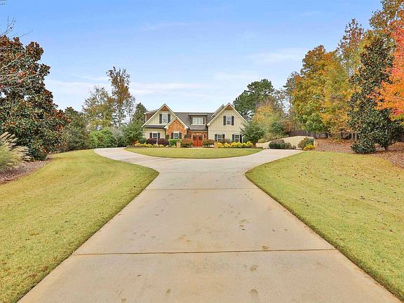 5th image of 271 Beaumont Farms Dr