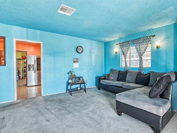 5th image of 5909 Sabine Ct