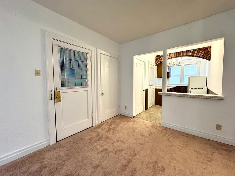 1204 Bellevue Ave #2 — Photo 5