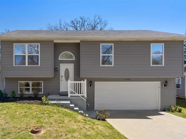 2308 Arkansas Dr, High Ridge, MO 63049