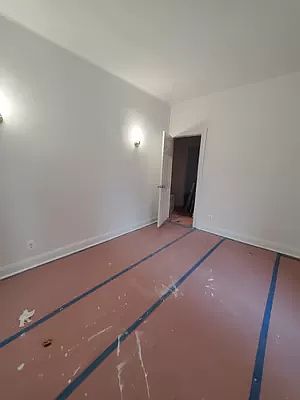 5th image of 300 Sullivan Pl APT A5