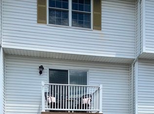 1339 Riddle Ave APT 7, Morgantown, WV 26505