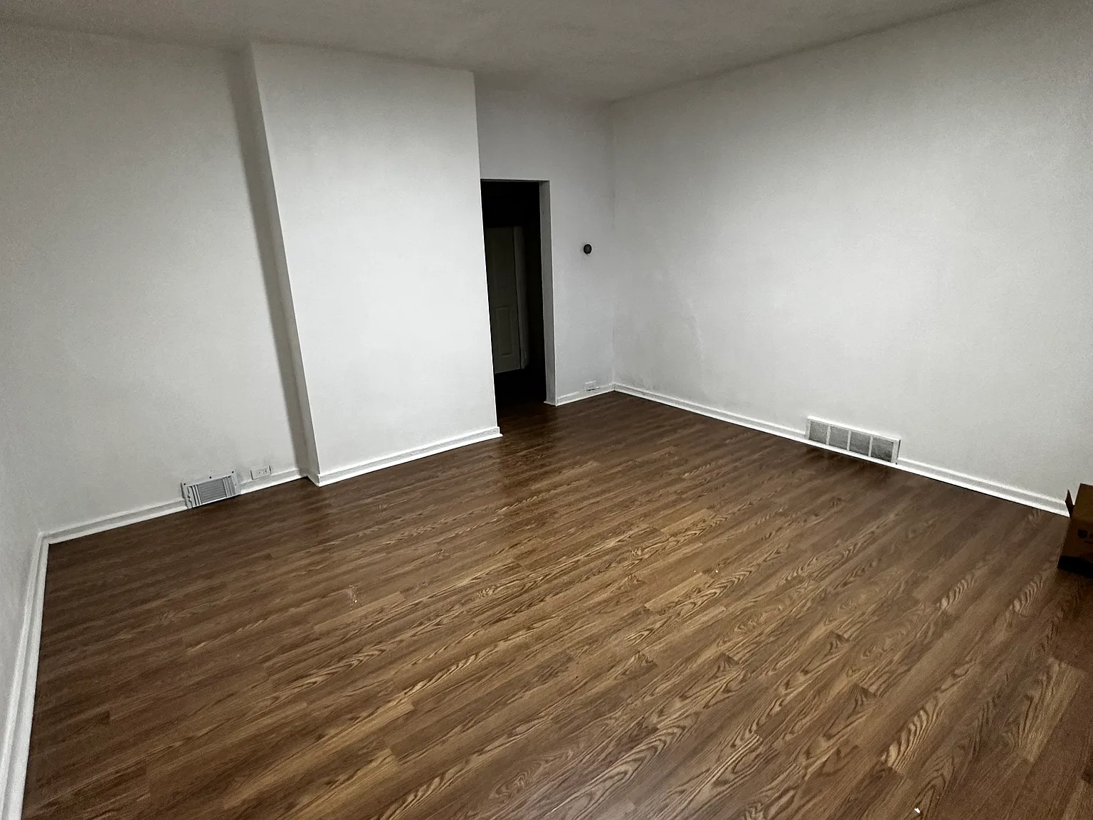 709 Fairview Ave — Photo 2