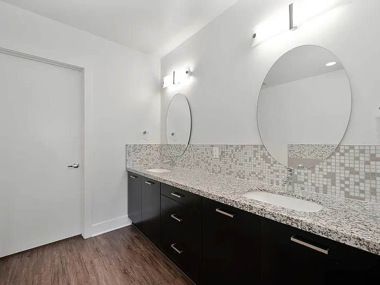 The Vivere Lofts — Photo 36