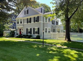 15 Algonquin Rd, Fairfield, CT 06825