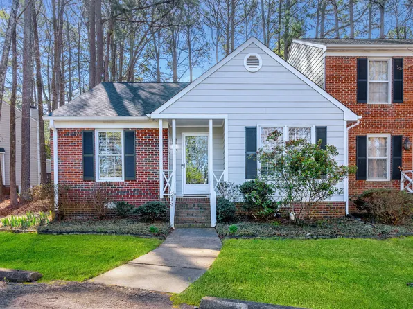 213 Bracken Ct, Raleigh, NC 27615