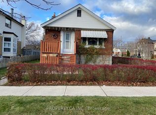 38 Florens Ave, Toronto, ON M1L 1R6
