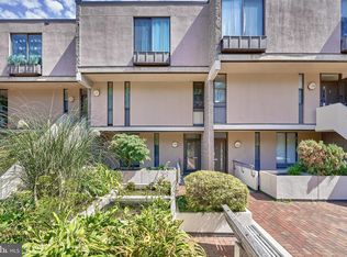 2208 Angelica Ter, Baltimore, MD 21209