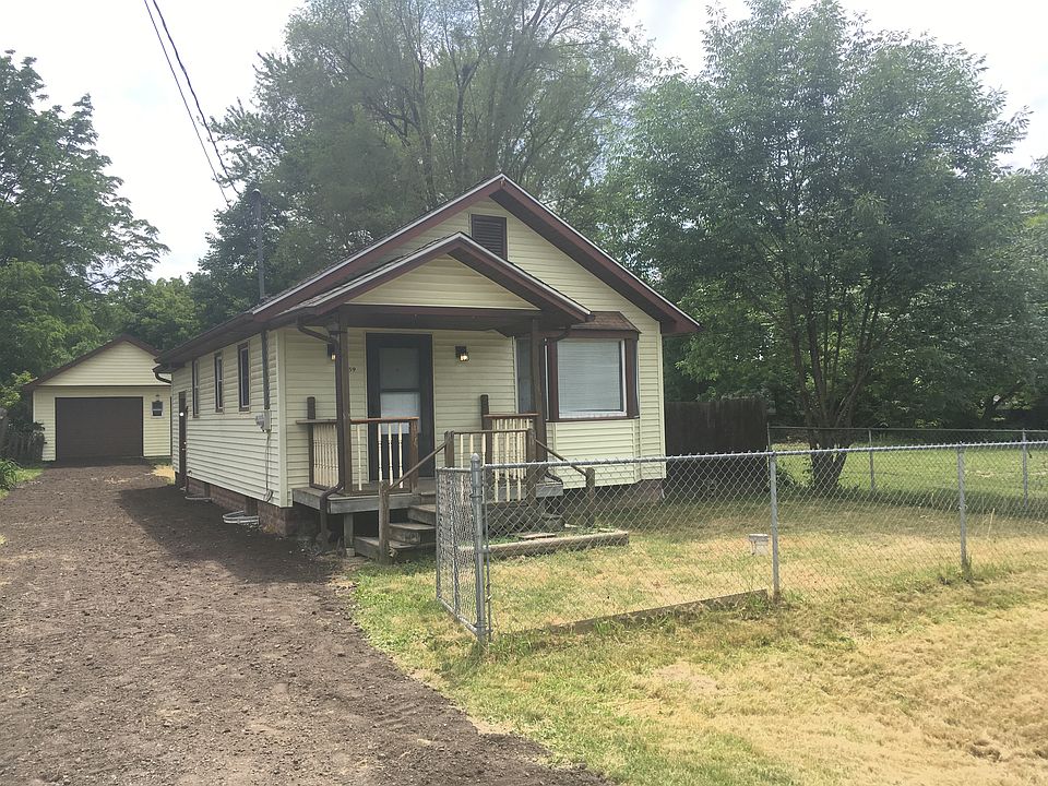 1st image of 3159 Brown St