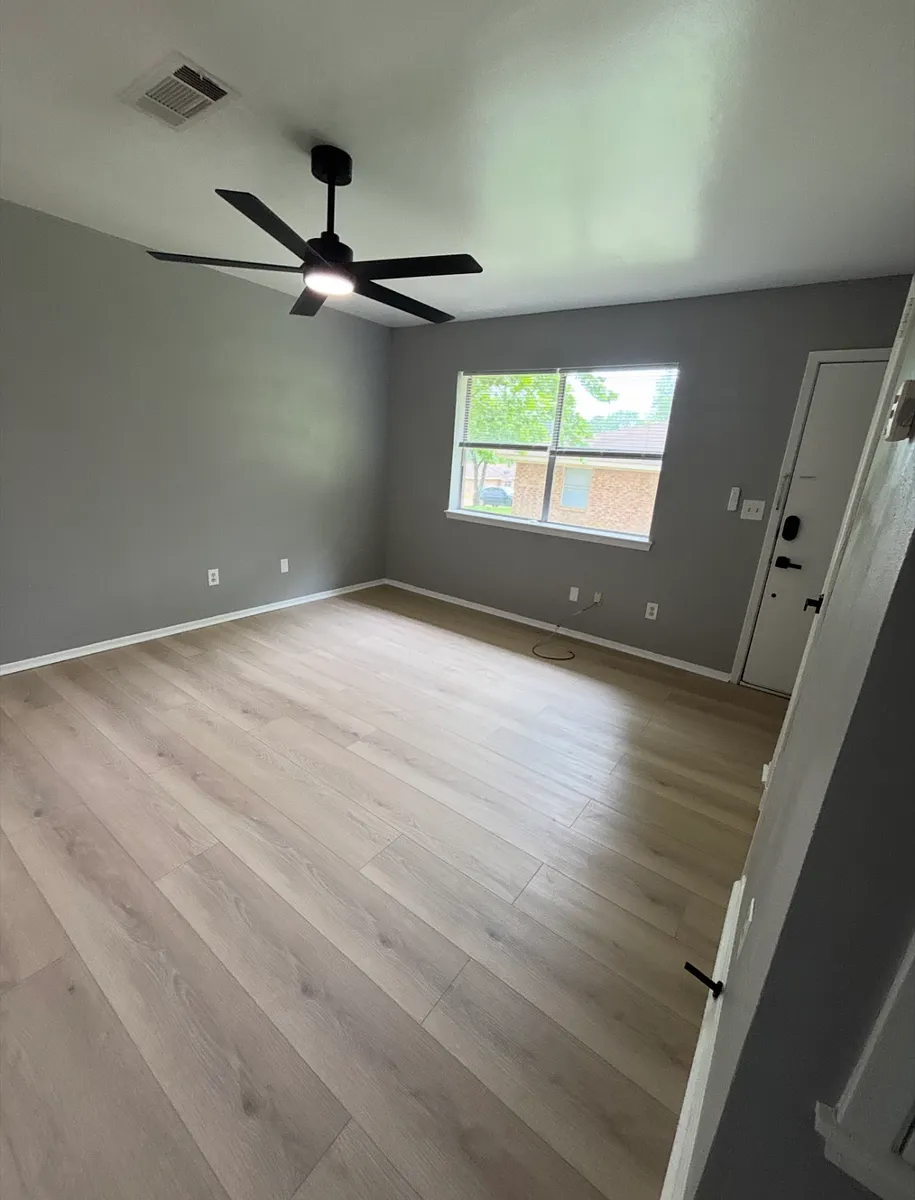 Photo 2 of 9 - 822 Main St #13W - Chireno, TX Building Photo - 822 Main St #13W