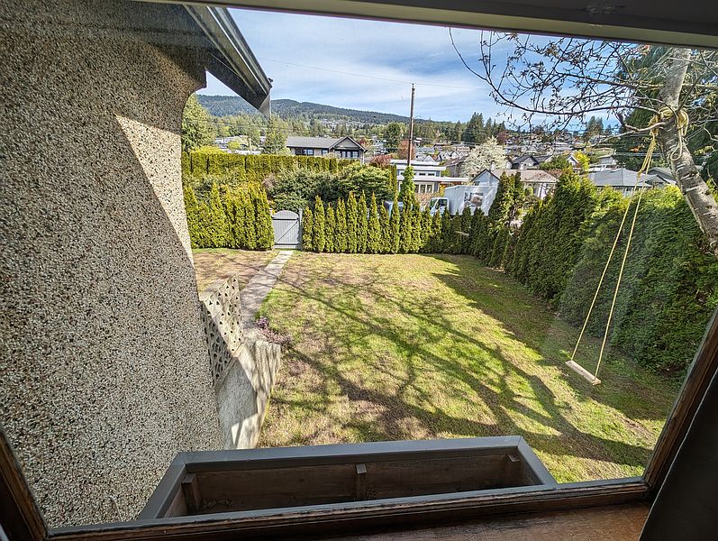 West Vancouver House for rent - 4 Bedrooms — photo 7