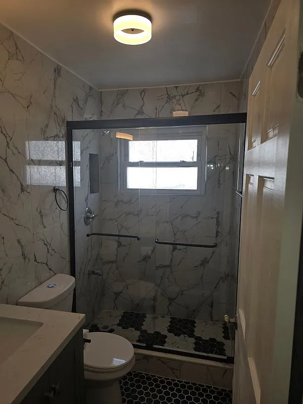 1 bed, 1.0 bath, 650 sqft, $2,300 — Photo 4