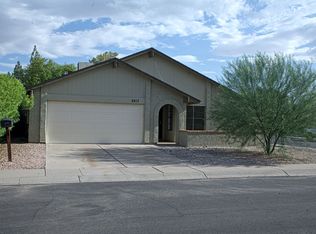 2413 W Kiowa Cir, Mesa, AZ 85202