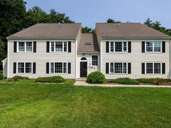 50 Brookside Drive #A2, Exeter, NH 03833