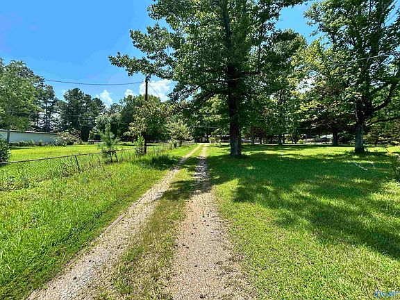4th image of 90 County Road 617