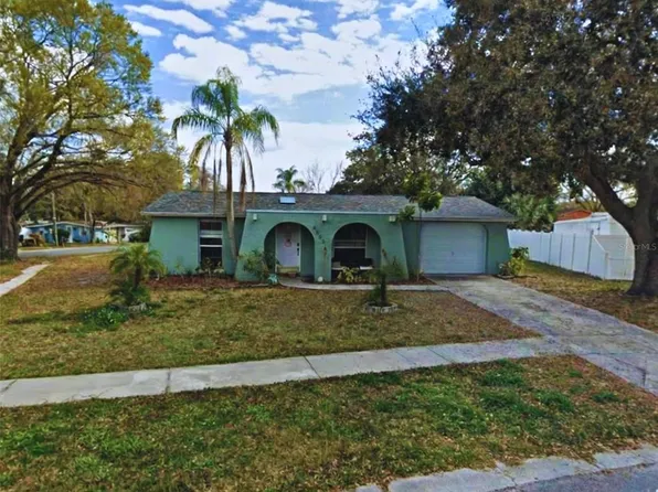 5802 Greenwood Way, Holiday, FL 34690