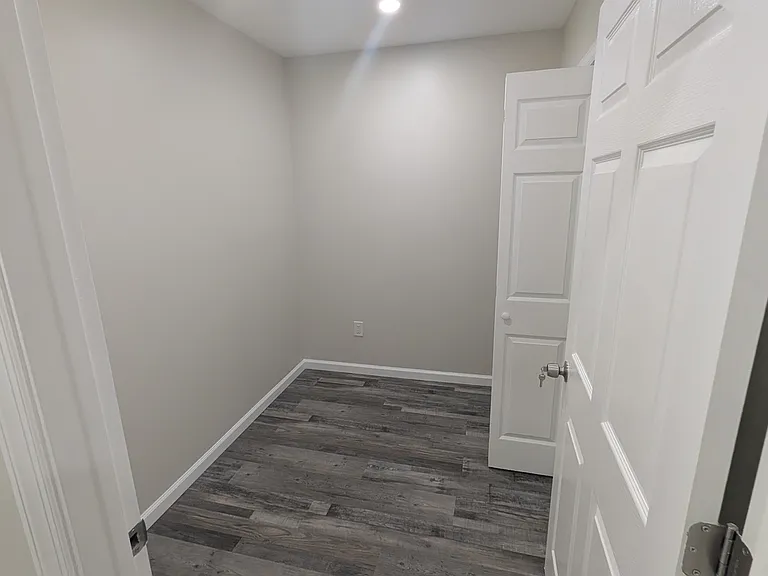 97 Morris St — Photo 11
