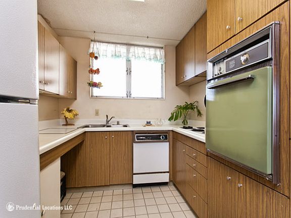 4th image of 1717 Ala Wai Blvd APT 2604