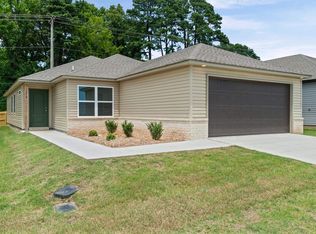 1016 Raven Walk Dr, Benton, AR 72015