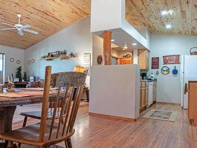 2718 Bain Trl, Overgaard, AZ, 85933