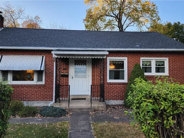 410 Locust St, Coopersburg, PA 18036