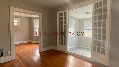 Floor plan 194 #2 Charlotte St