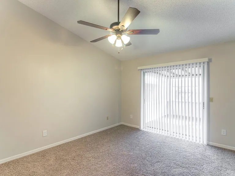 1247 Holly Springs Cir — Photo 9
