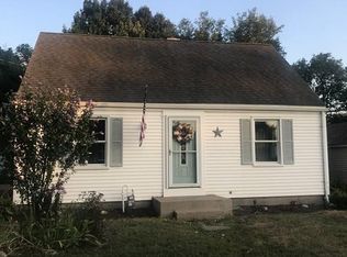 33 Surrey Rd, Springfield, MA 01118