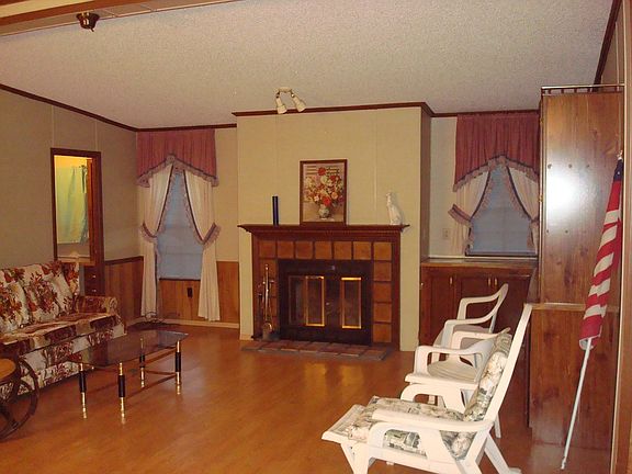 Living Room & Fireplace