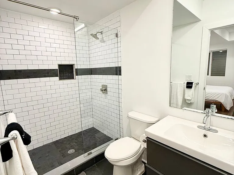 LUDLOW_4100 — Photo 22