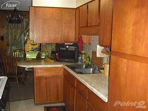3rd image of 415 North St