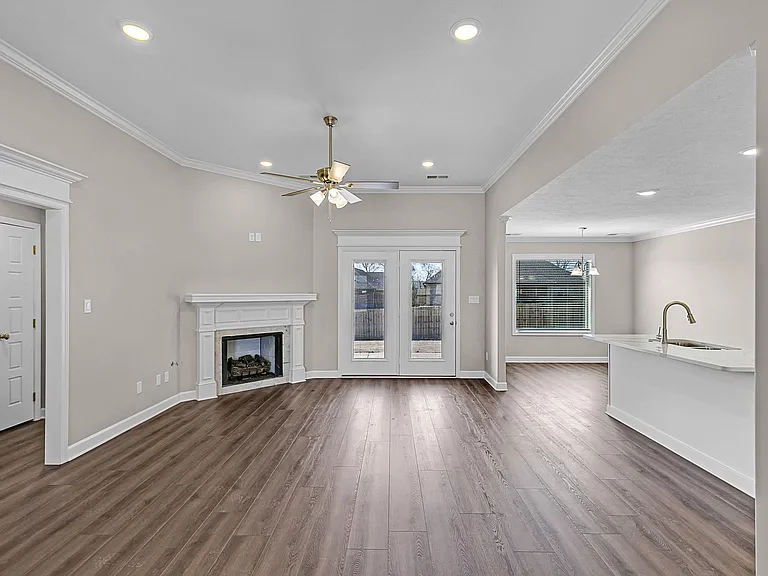 17 Walnut Ridge Cv — Photo 2