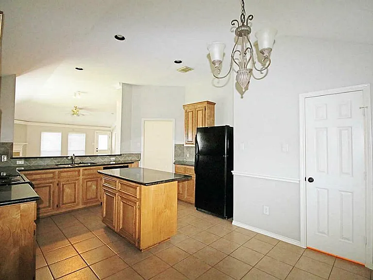 21922 Golden Cedar Dr — Photo 8
