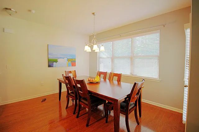 2708 Evanston Ave — Photo 6