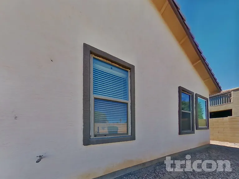 20834 N Jones Ct — Photo 17