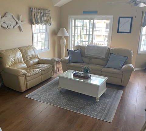 5th image of 4148 Asbury Ave #B