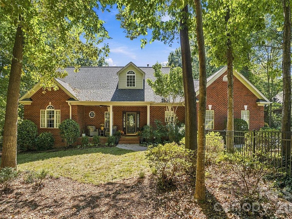 1st image of 232 Pebble Stone Ln